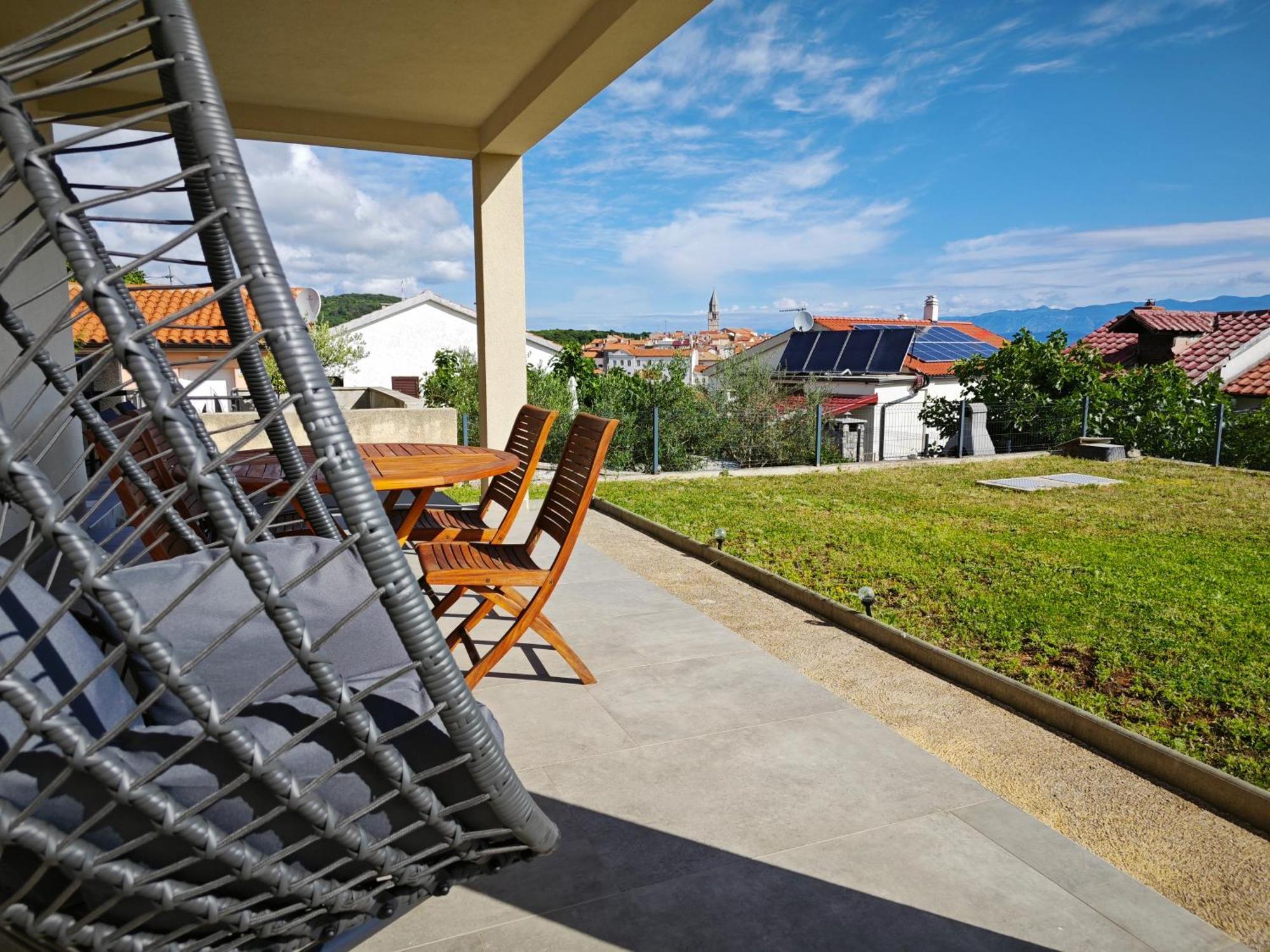Appartement Krtica 1 Vrbnik (Primorje-Gorski Kotar)